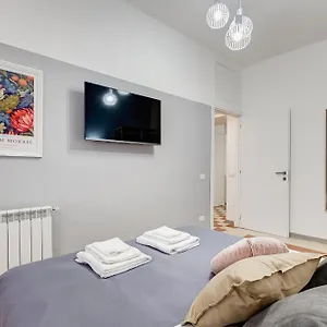 L&l Cozy 2-bdr In San Giovanni District Apartamento